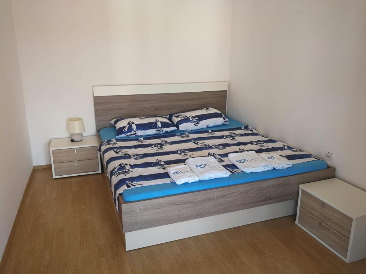 Apartmani Nea Biograd Na Moru Kültér fotó