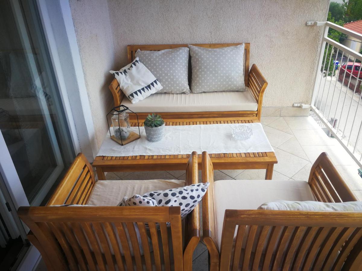 Apartmani Nea Biograd Na Moru Kültér fotó